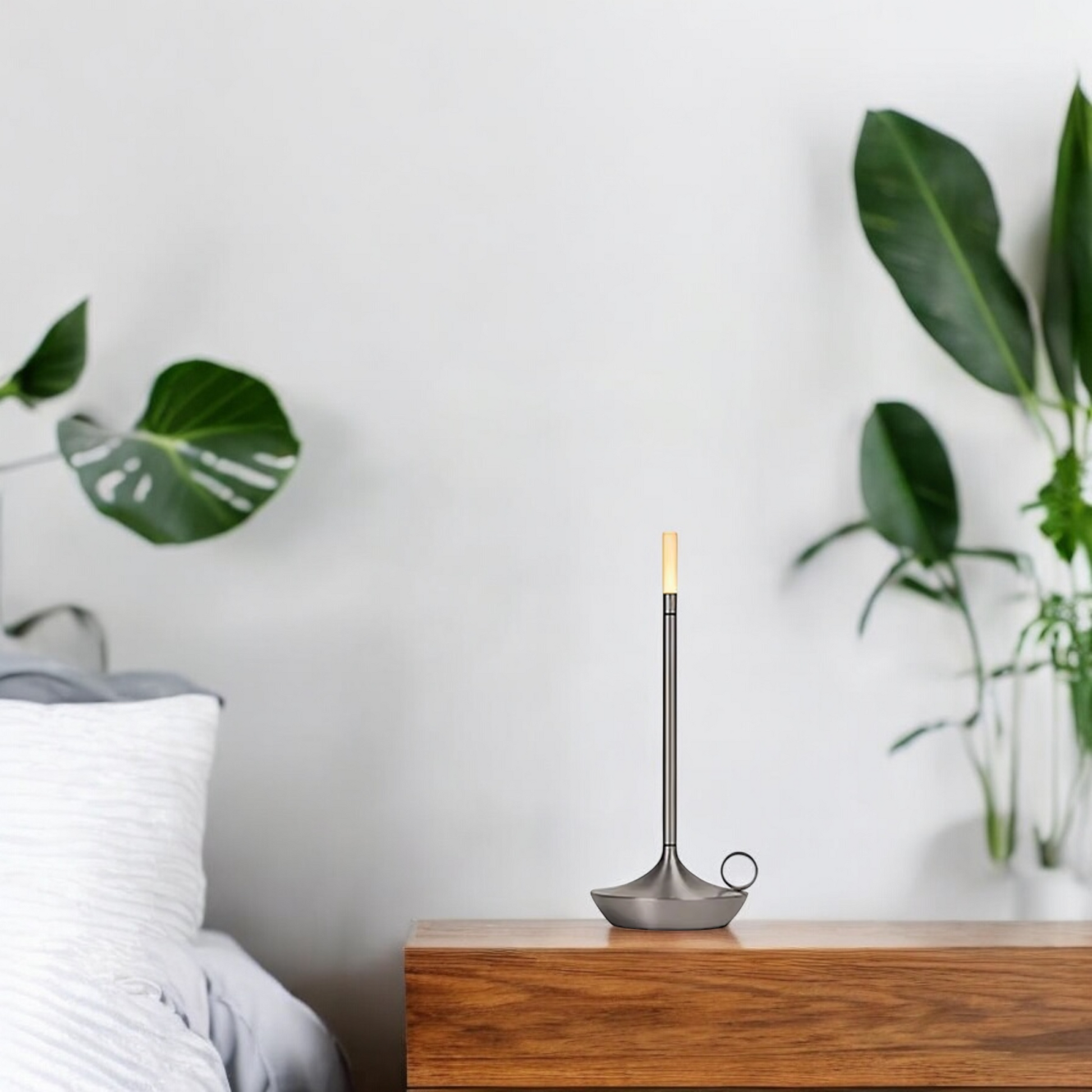 Lori candlestick Lamp